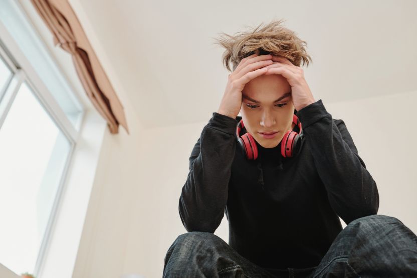 Aspectos a tener en cuenta durante la adolescencia Aspectos a tener en cuenta durante la adolescencia.